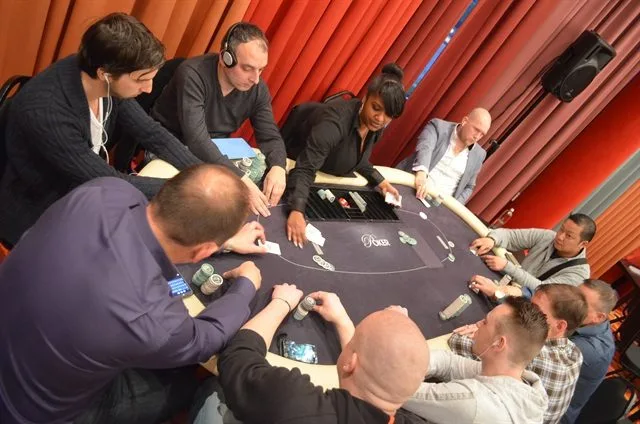 NULL | 2014/01 - Utrecht Poker Series - €770 NLHE FO Main Event 